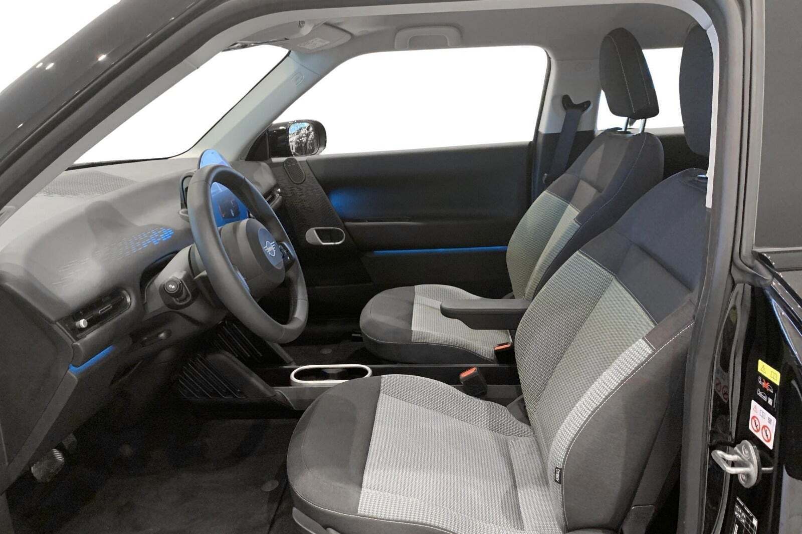 Mini Cooper E Essential Trim XS