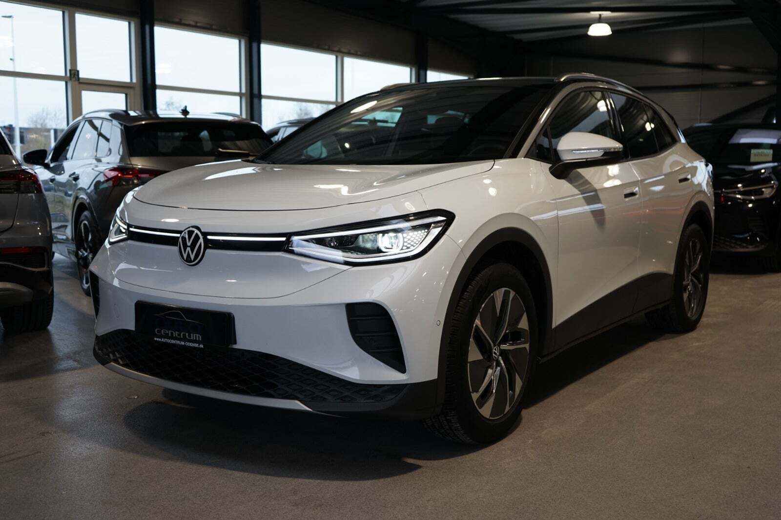 Hvid VW ID.4 fra 2025