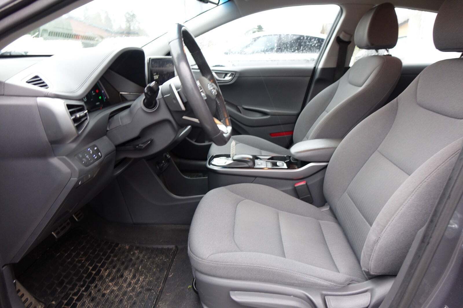 Hyundai Ioniq 40 EV Premium