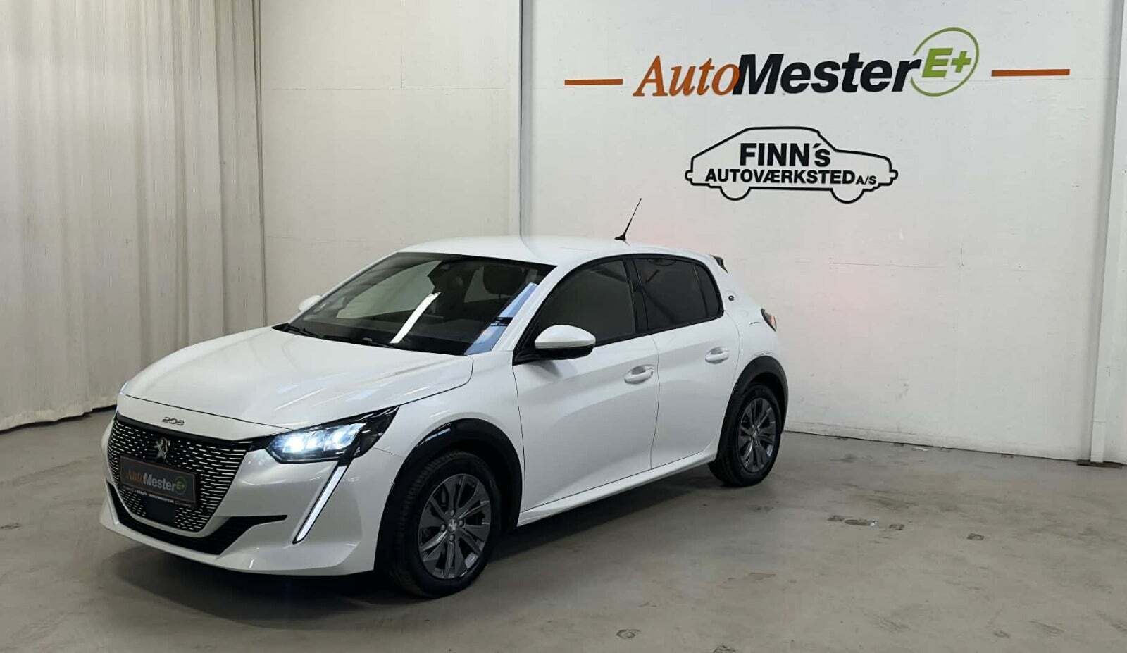 Peugeot e-208 50 Allure Limited