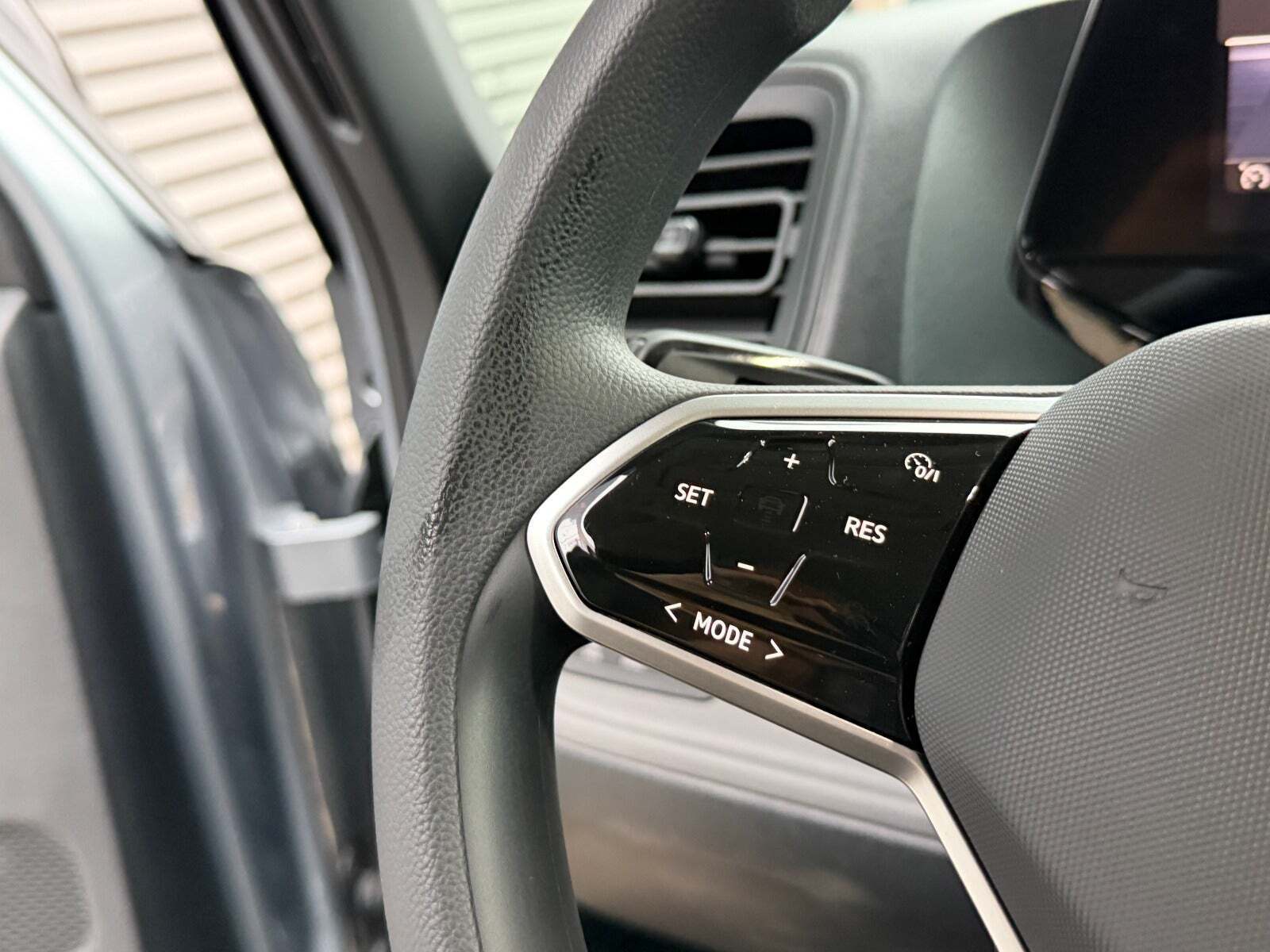 Sølv VW ID.Buzz fra 2024