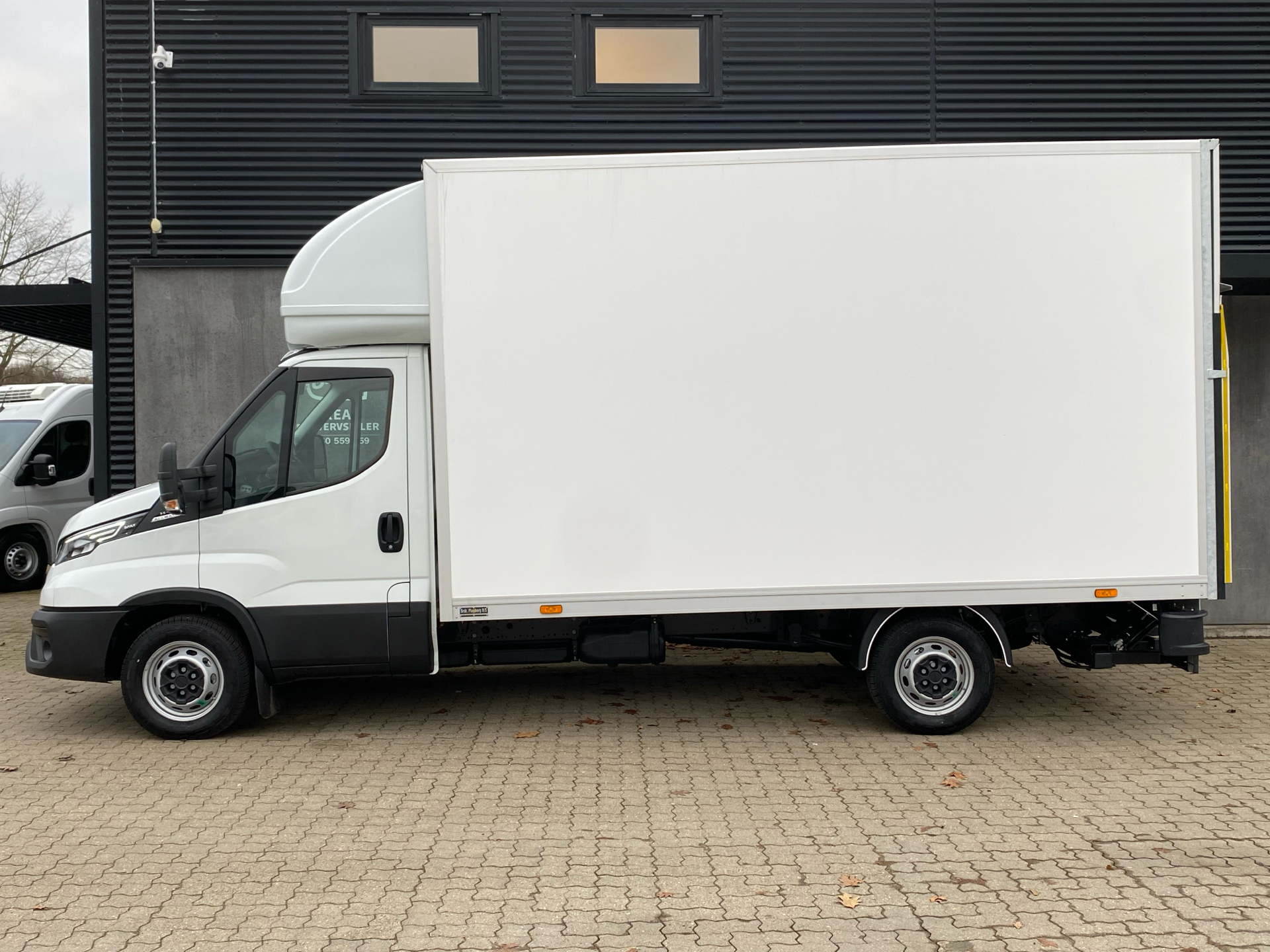 Iveco Daily 3,0 35S18 4100mm D 180HK Ladv./Chas. 8g Aut.