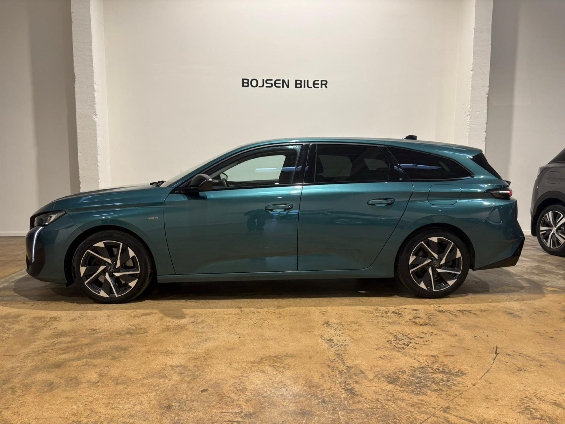 Peugeot 308 1,6 SW Plugin-hybrid First Selection Plus EAT8 180HK Stc 8g Aut.