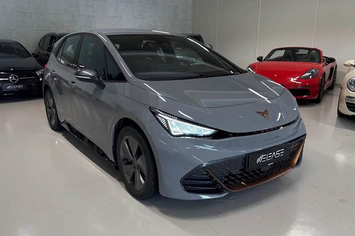 Grå Cupra Born fra 2023