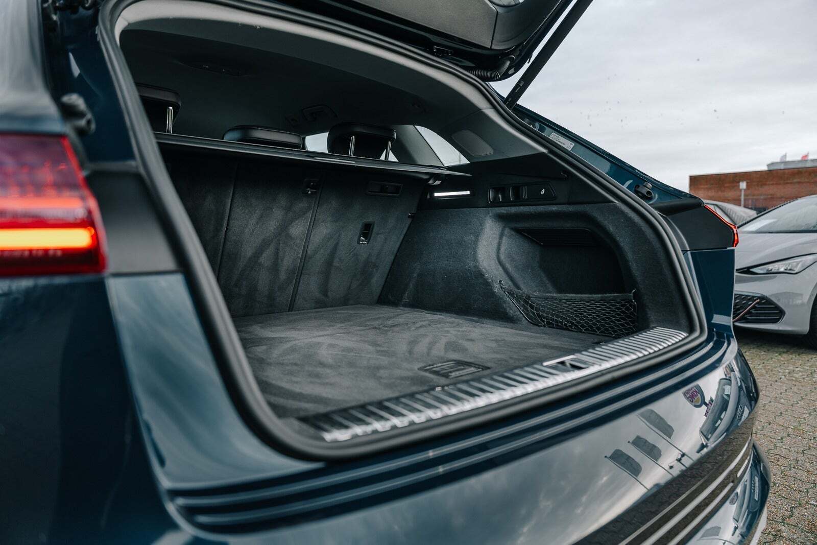 Audi e-tron 55 Advanced Prestige quattro