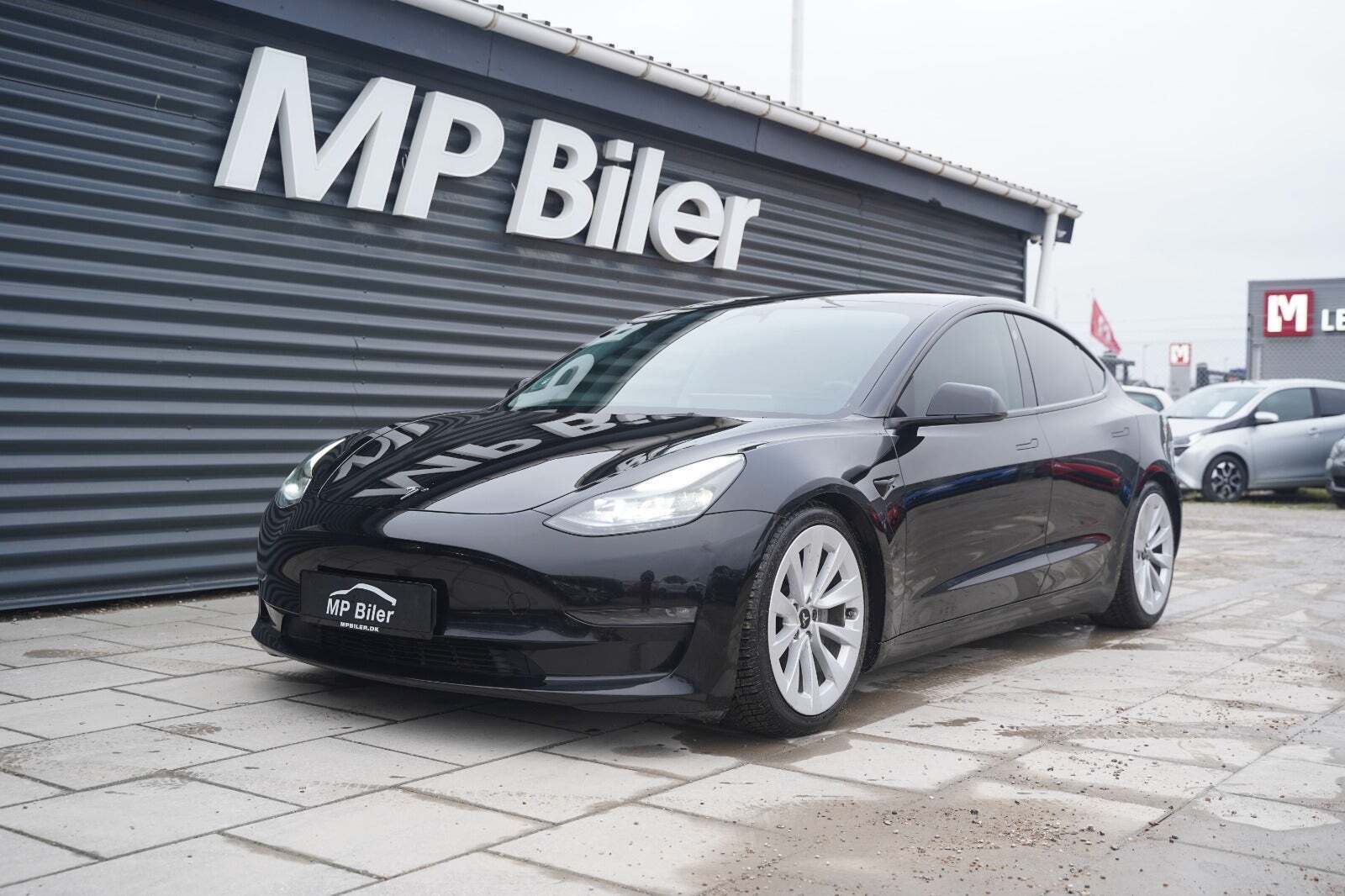 Tesla Model 3 Long Range AWD