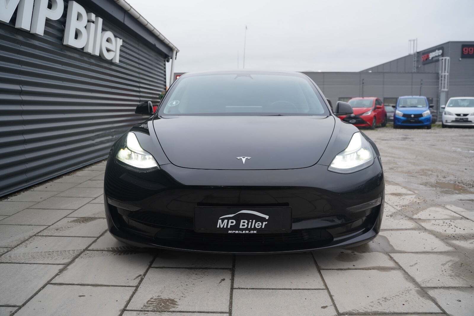 Tesla Model 3 Long Range AWD