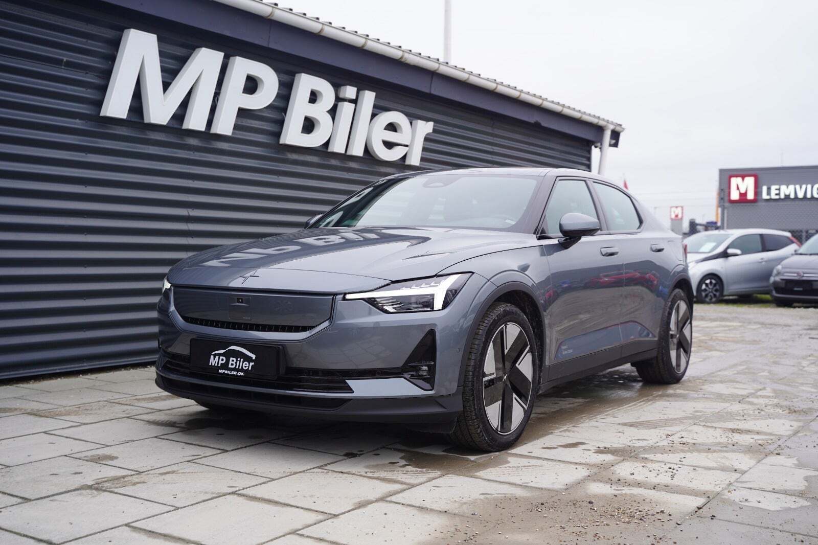 Grå Polestar 2 fra 2025