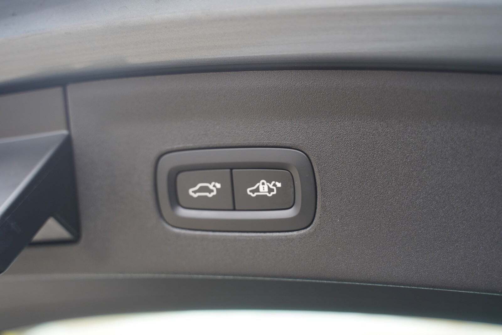 Grå Polestar 2 fra 2025