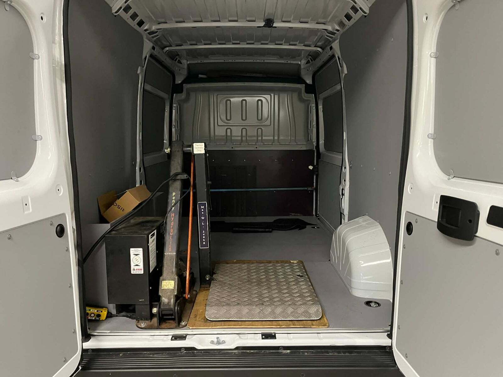 Opel Movano 35 2,2 BlueHDi 140 L2H2 Enjoy+ EAT8 Van