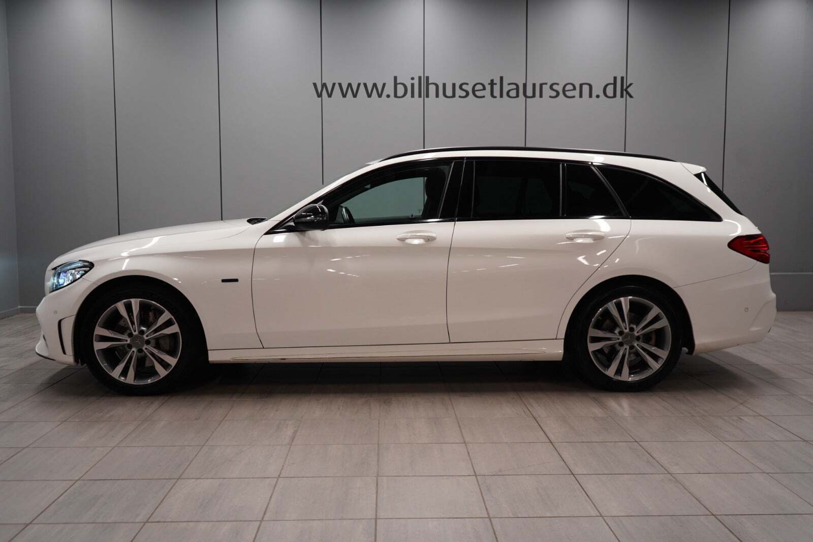 Mercedes C300 e 2,0 AMG Line stc. aut.