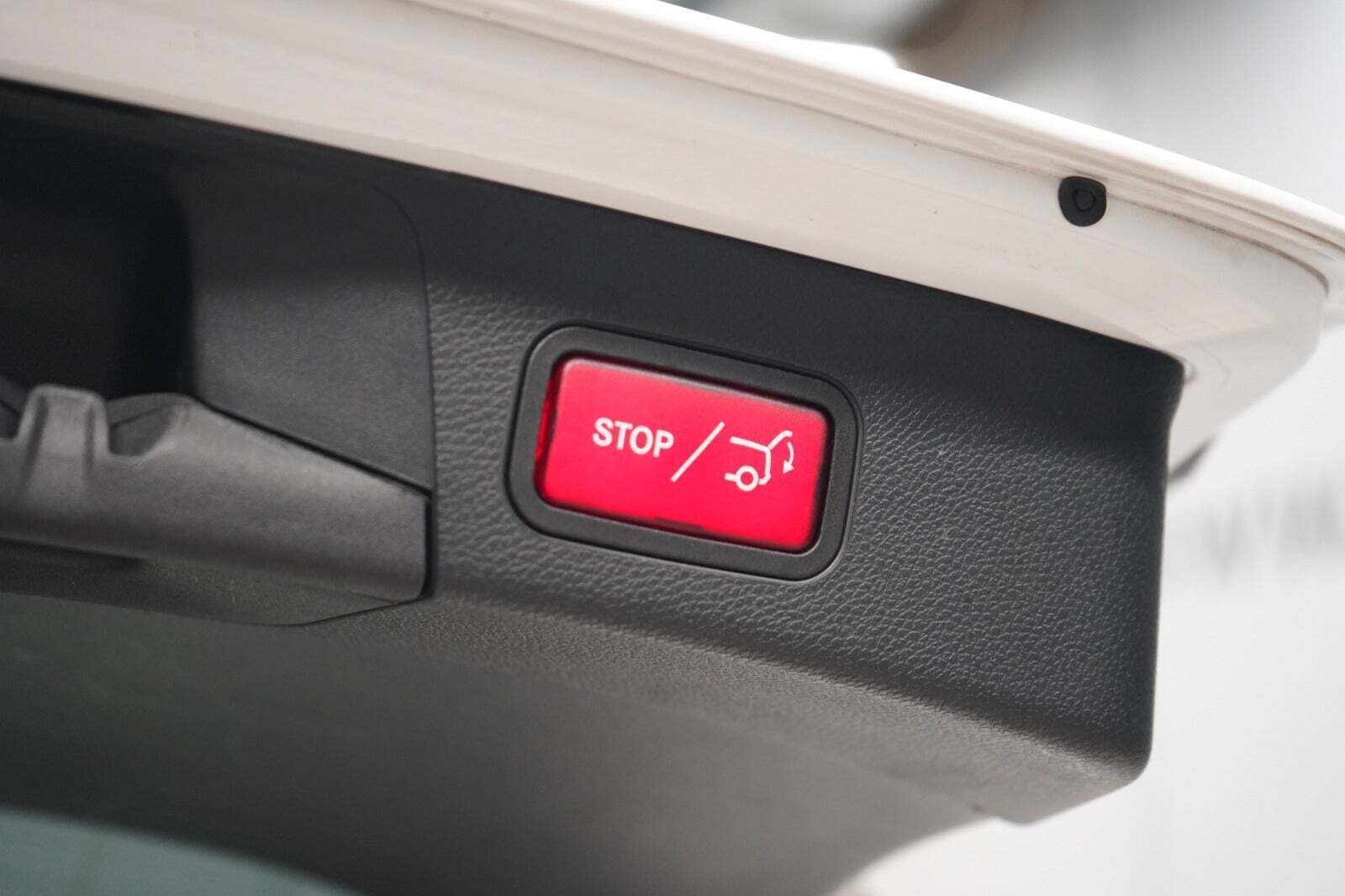 Mercedes C300 e 2,0 AMG Line stc. aut.