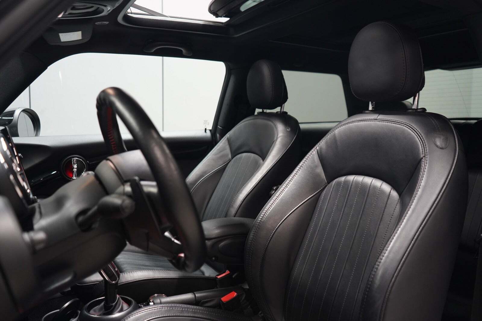 Mini Cooper S 2,0 JC Works aut.