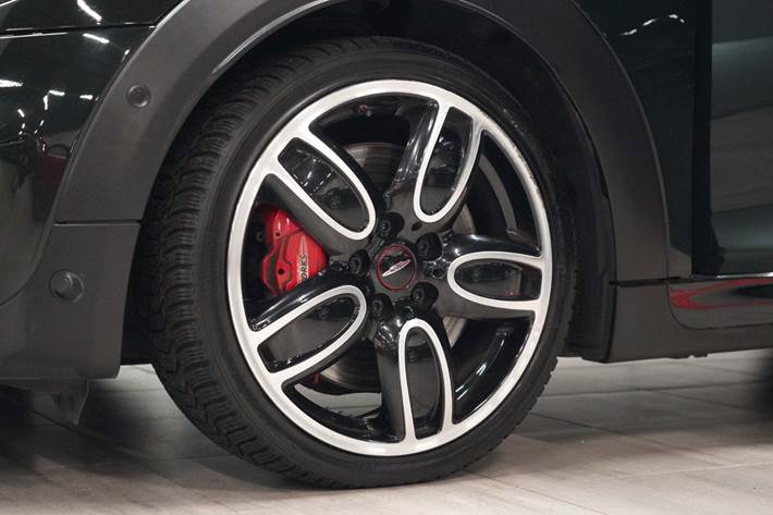 Grøn Mini Cooper S fra 2018