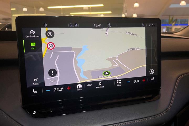Blå Skoda Enyaq fra 2022