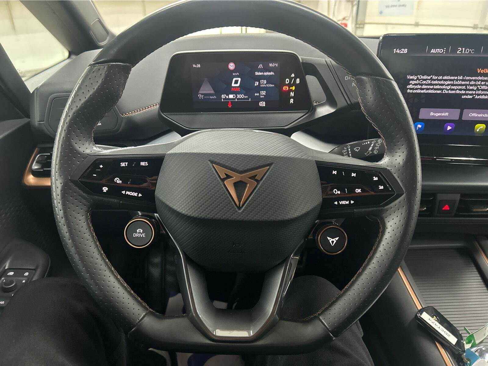 Grå Cupra Born fra 2023