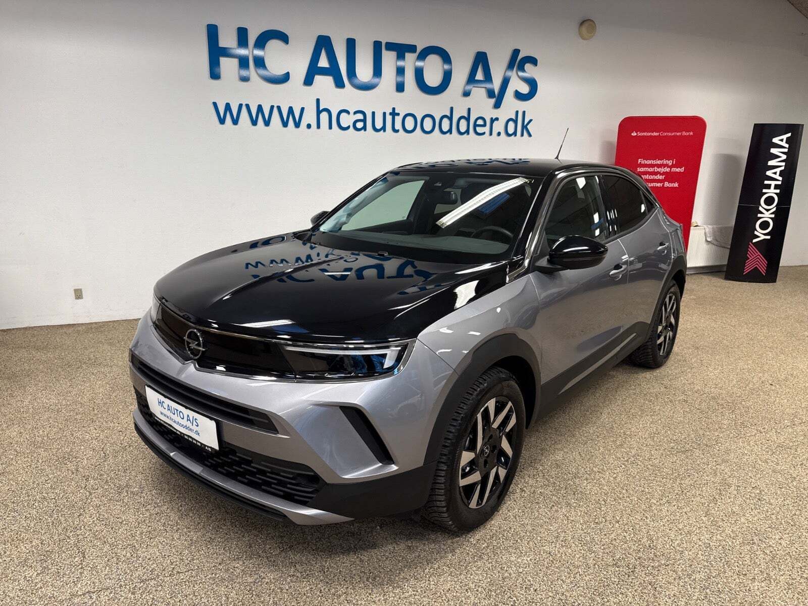 Sølv Opel Mokka-e fra 2024