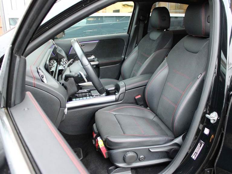 Mercedes EQA300 AMG Line 4Matic