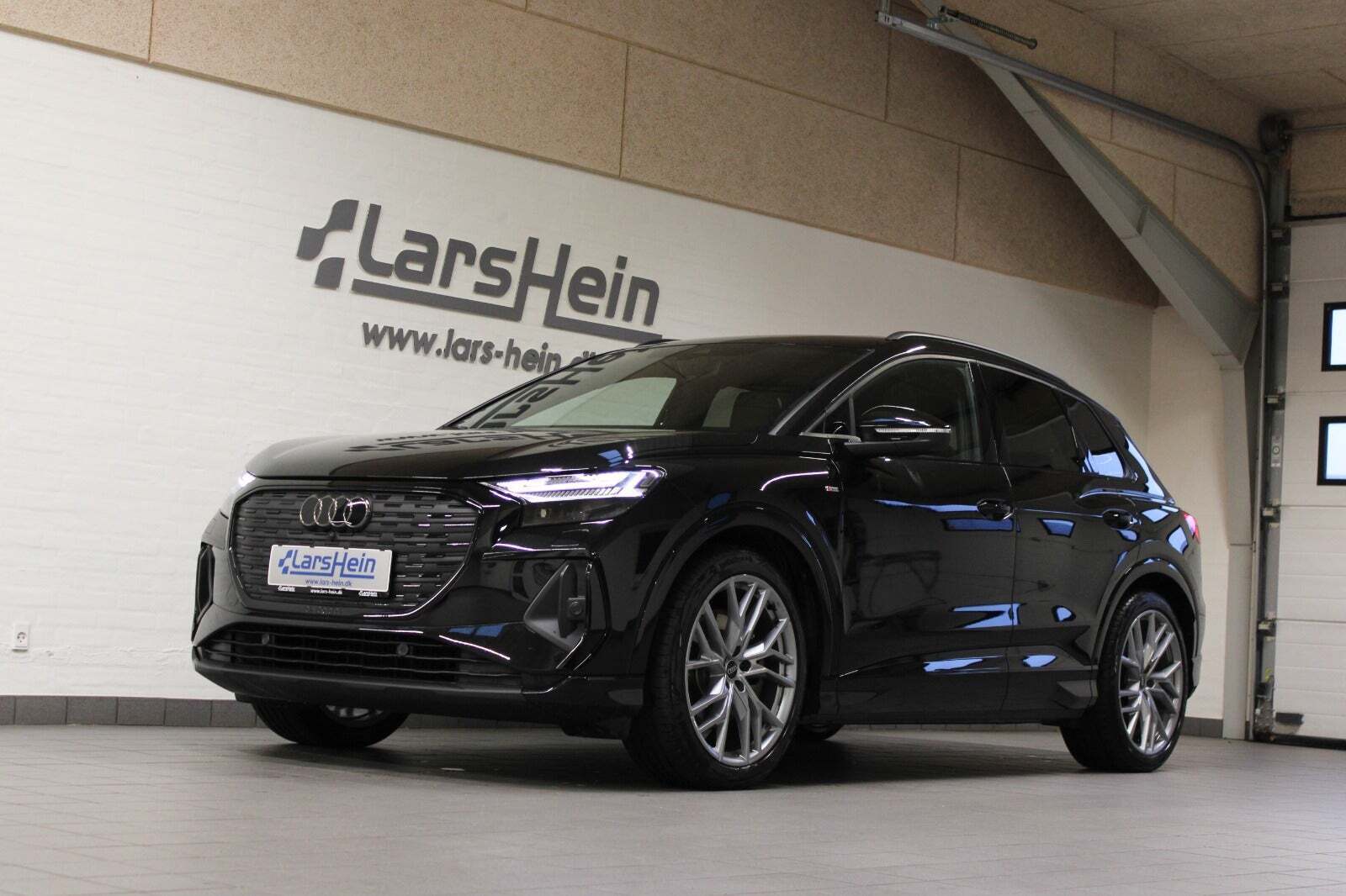 Audi Q4 e-tron 45 S-line