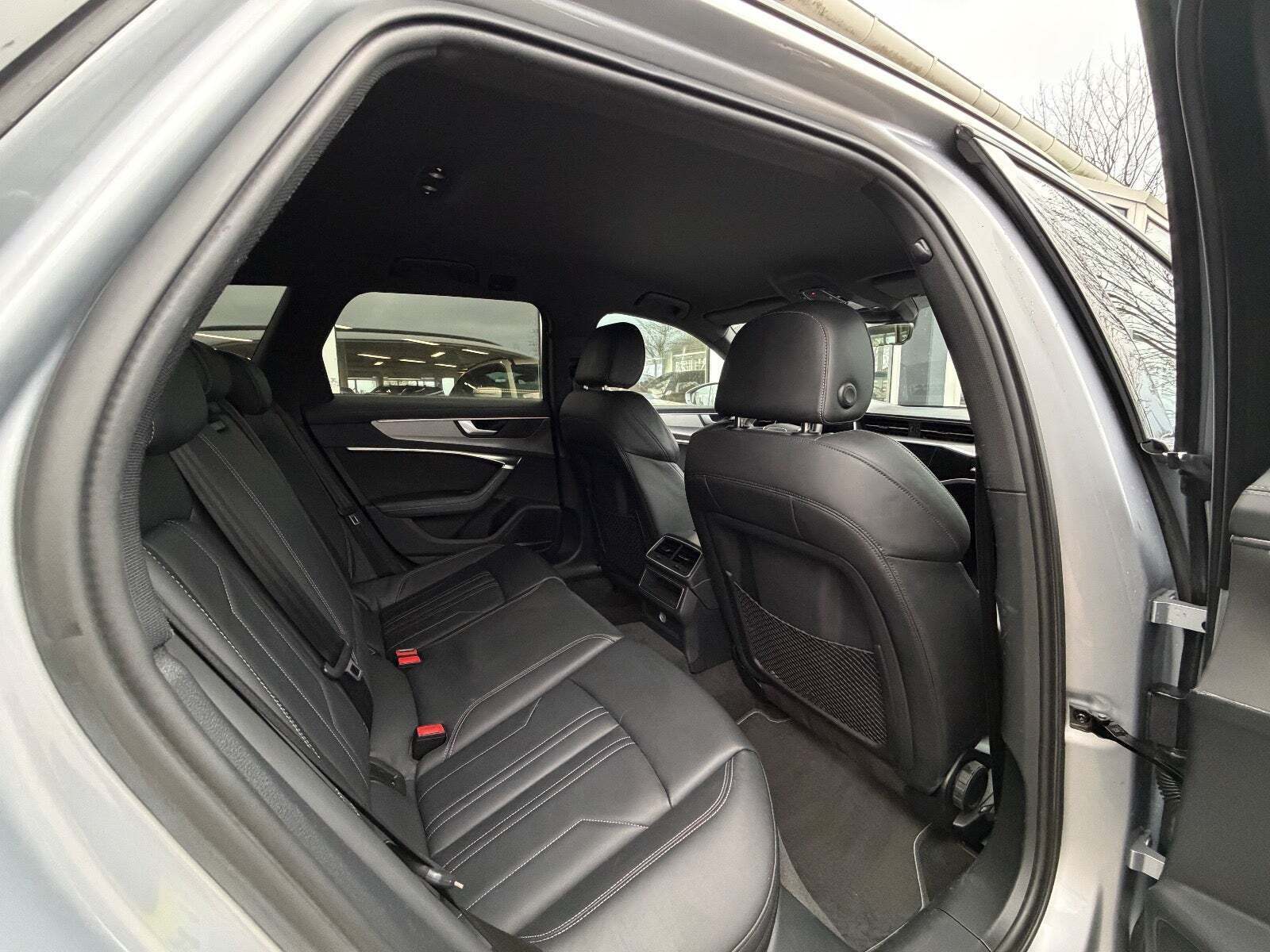 Audi A6 45 TDi S-line Avant quattro Tiptr.