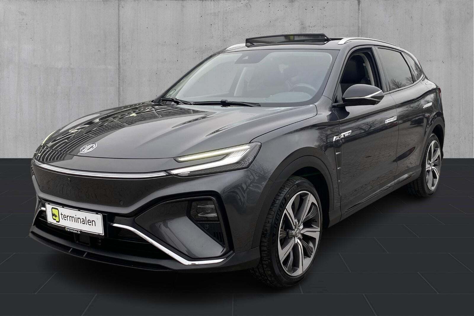 Grå MG Marvel R fra 2022