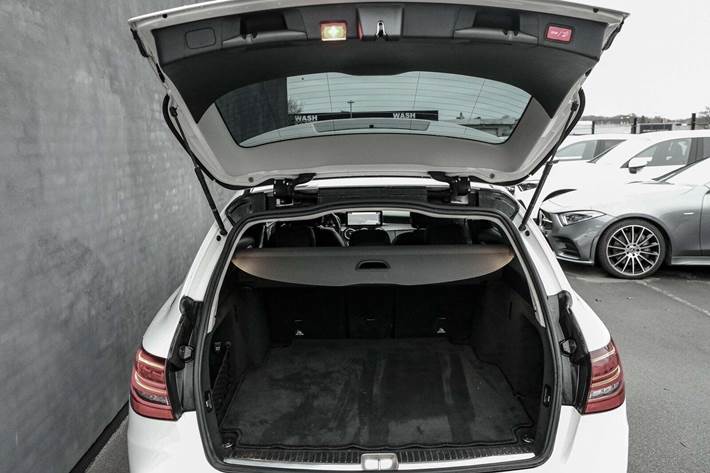 Hvid Mercedes C220 d fra 2018