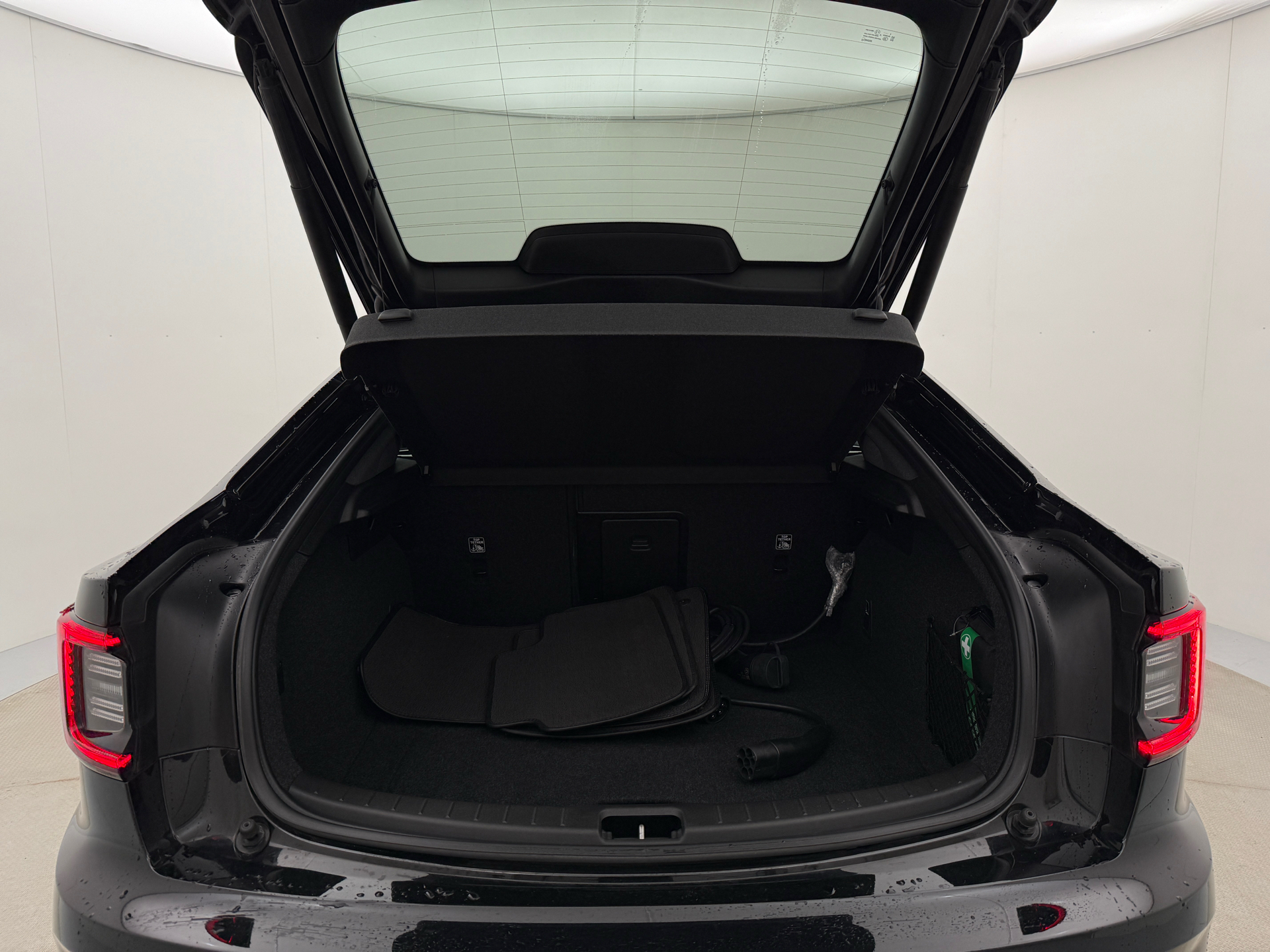Sort Polestar 2 fra 2022