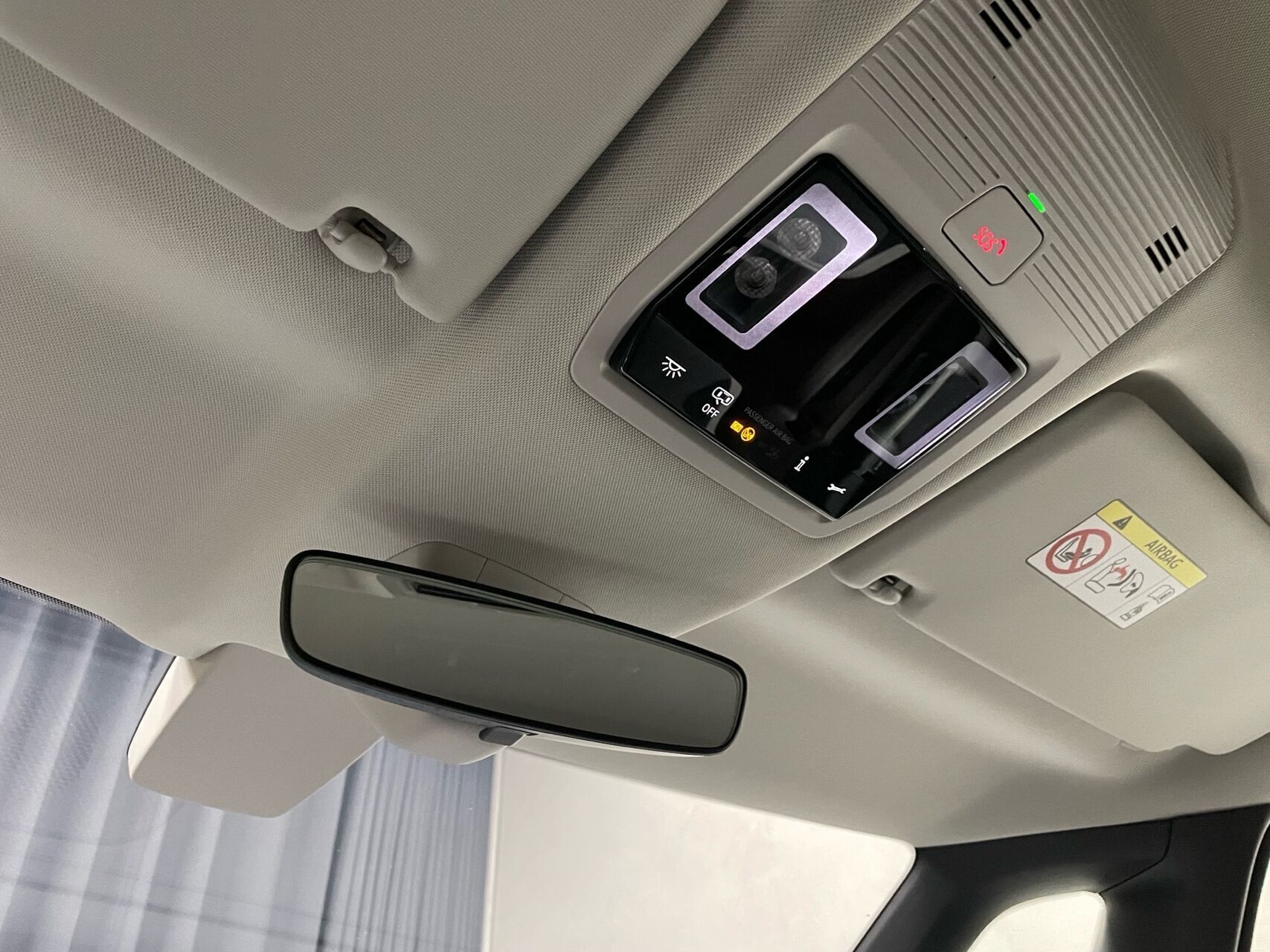 Sølv VW ID.Buzz fra 2025