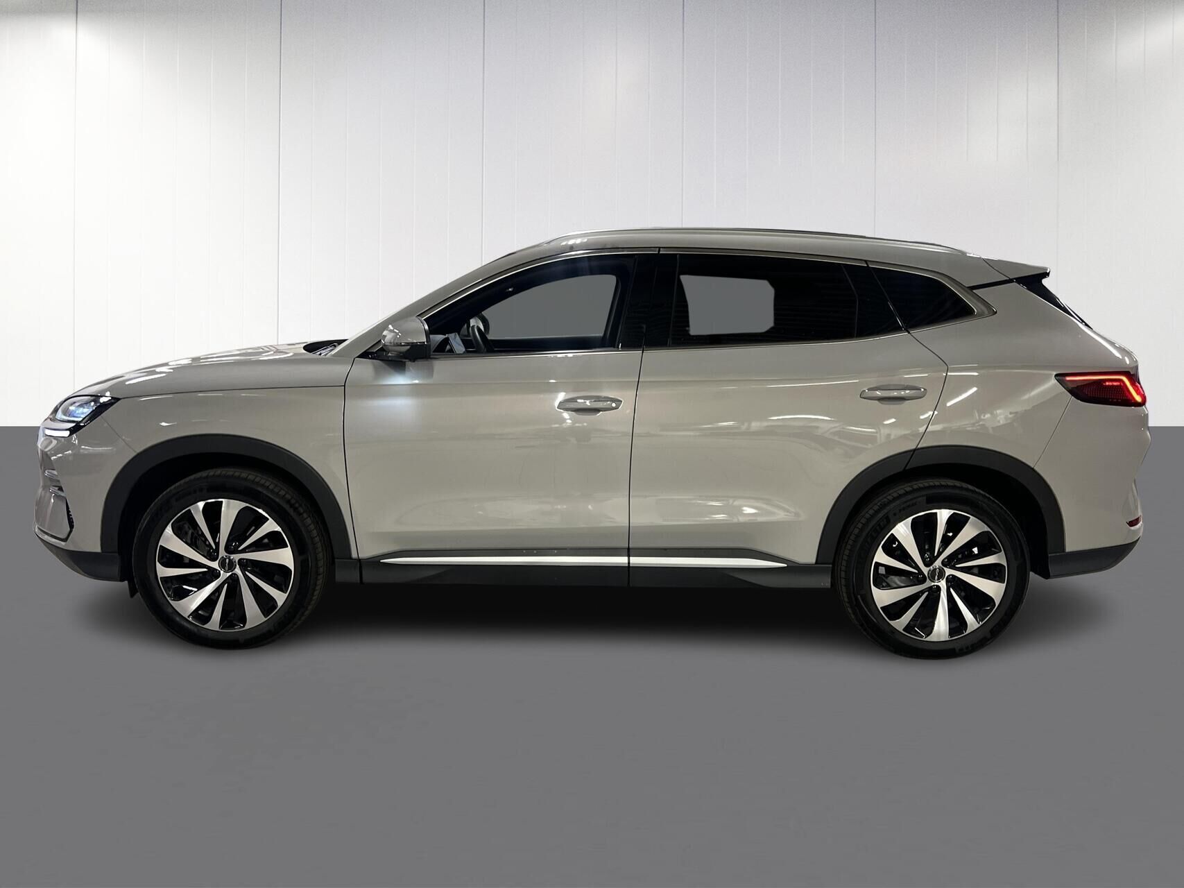 BYD Seal U EL Design 218HK 5d Aut.