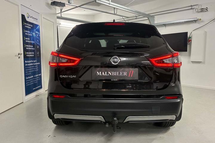 Sort Nissan Qashqai fra 2018