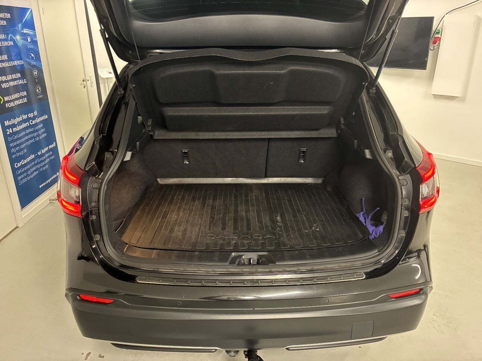 Sort Nissan Qashqai fra 2018