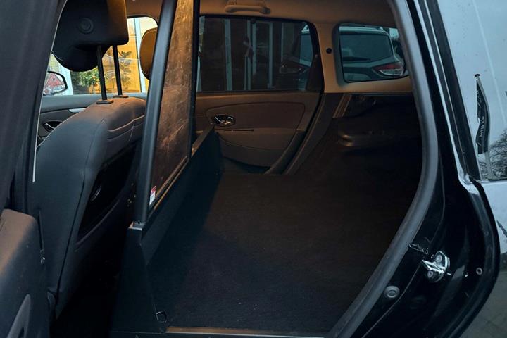 Sort Renault Grand Scenic III fra 2016