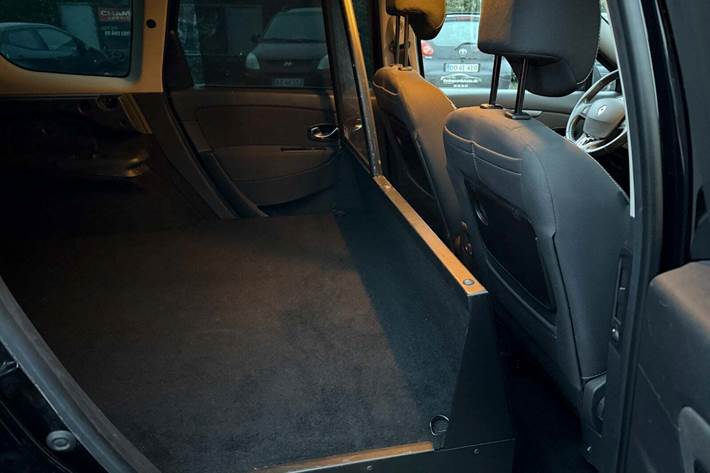 Sort Renault Grand Scenic III fra 2016