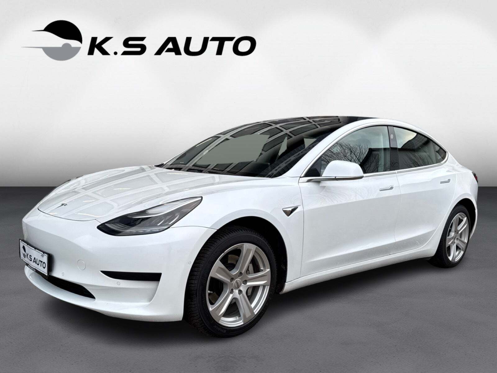 Tesla Model 3 Standard Range+ RWD