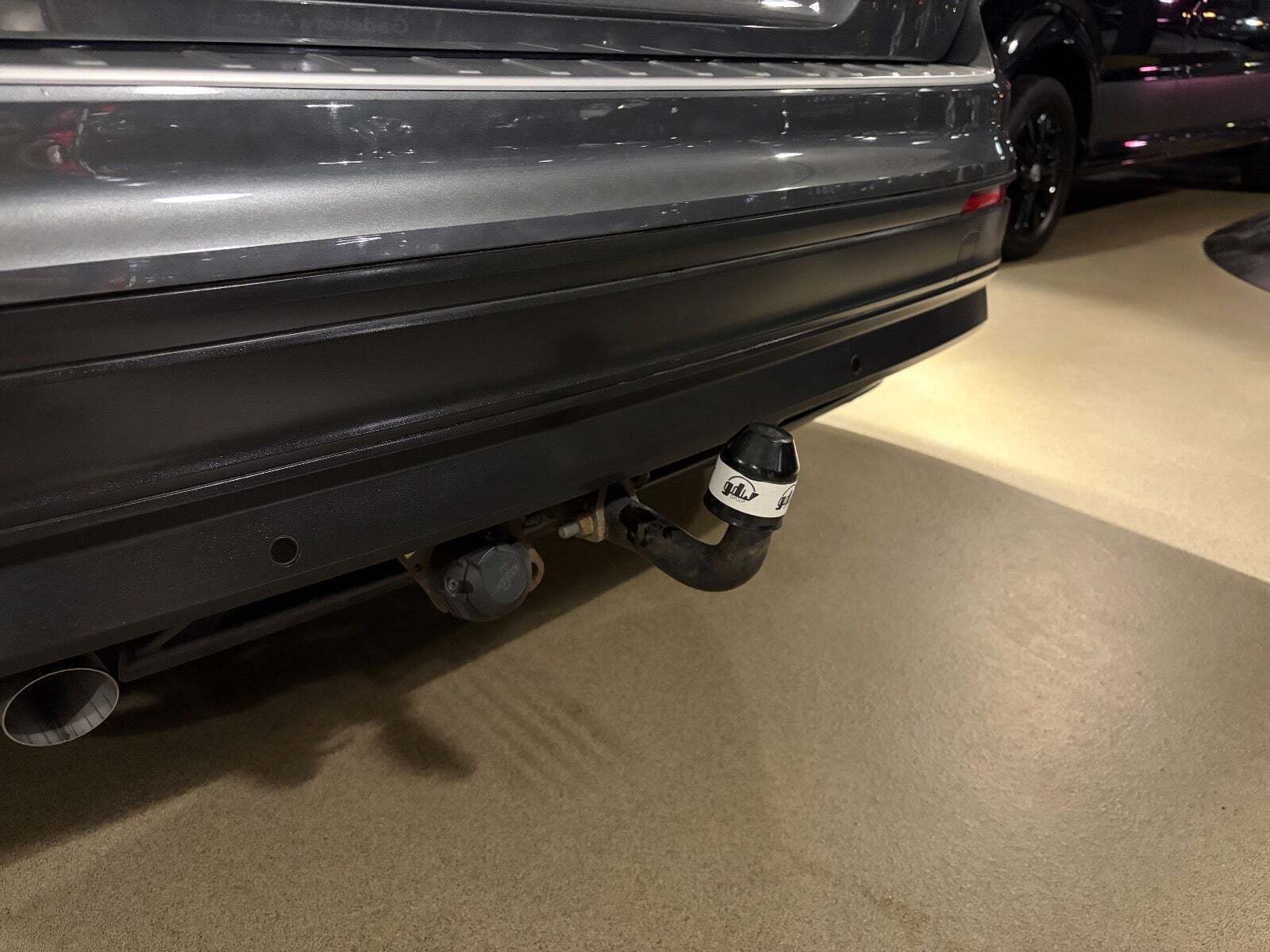 Grå VW Tiguan fra 2019