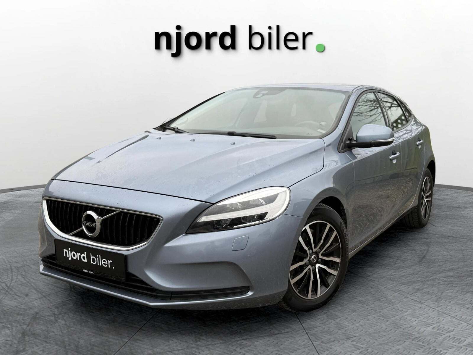 Volvo V40 1,5 T3 152 Momentum aut.