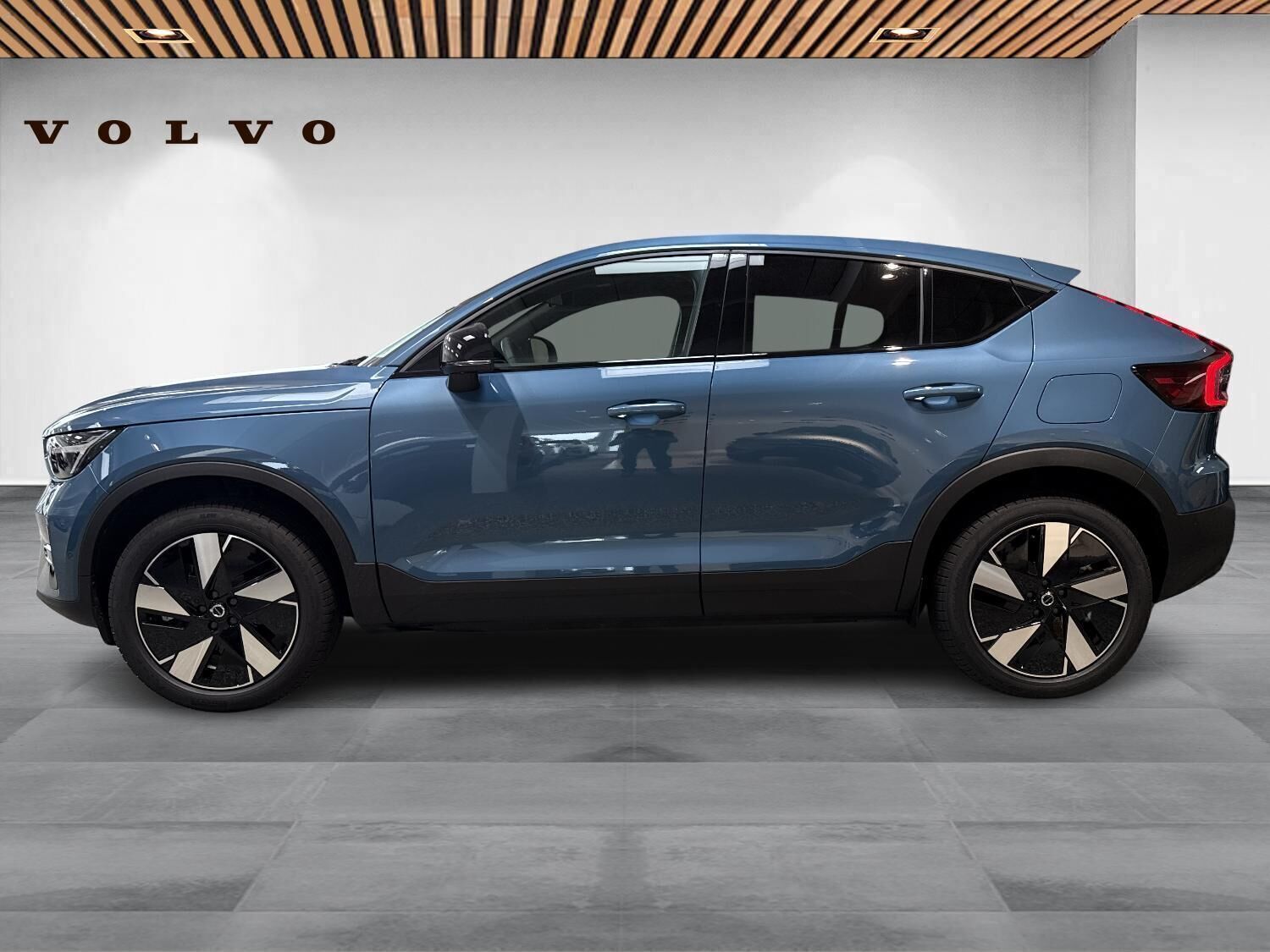 Volvo EC40 Extended Range Core