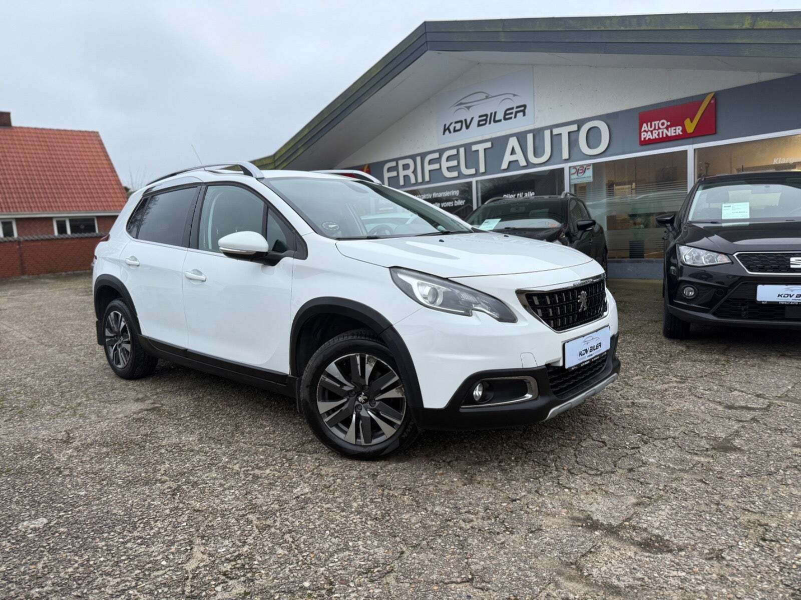 Peugeot 2008 1,6 BlueHDi 100 Allure