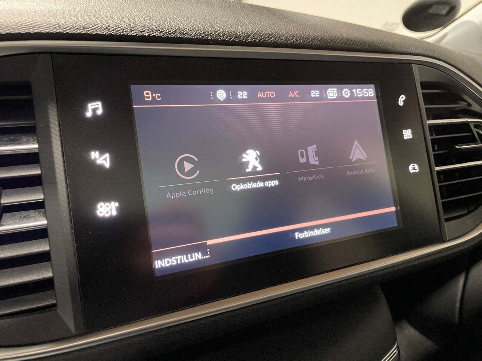 Sort Peugeot 308 fra 2018