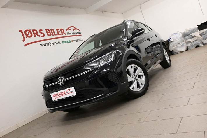 Sort VW Taigo fra 2022 set udefra