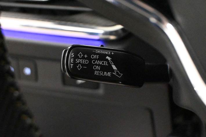 Blå Skoda Enyaq fra 2023