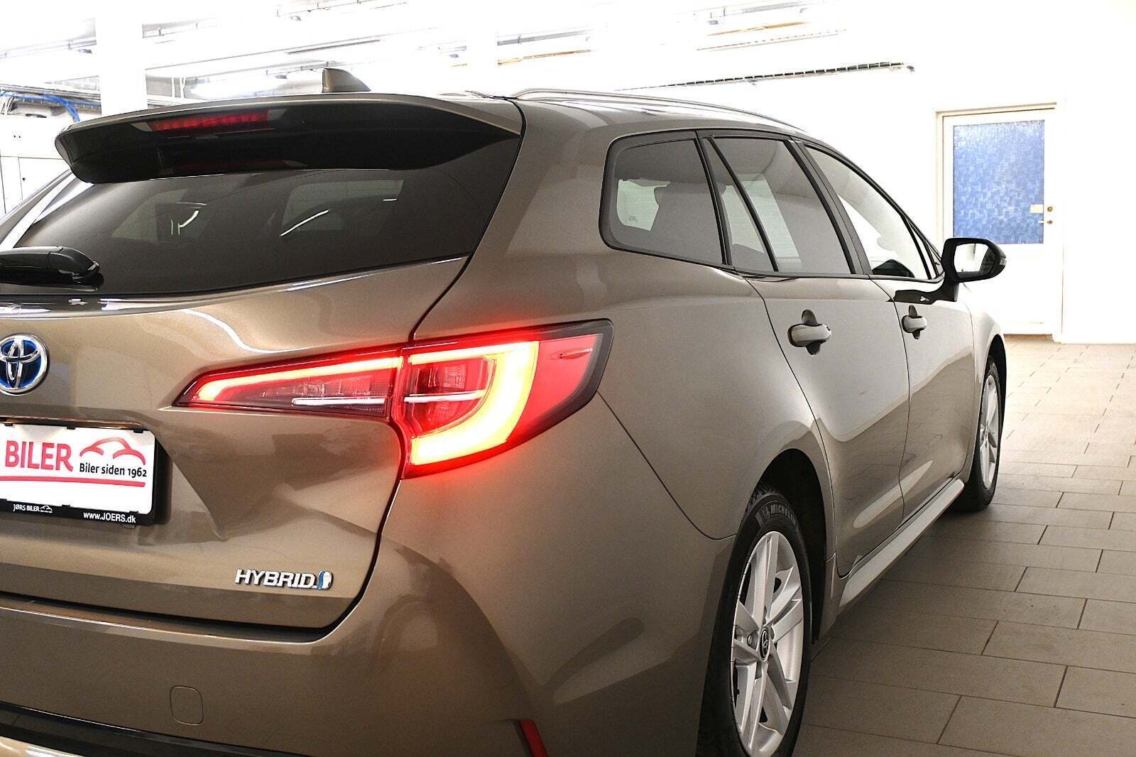 Toyota Corolla 1,8 Hybrid Active Smart Touring Sports MDS