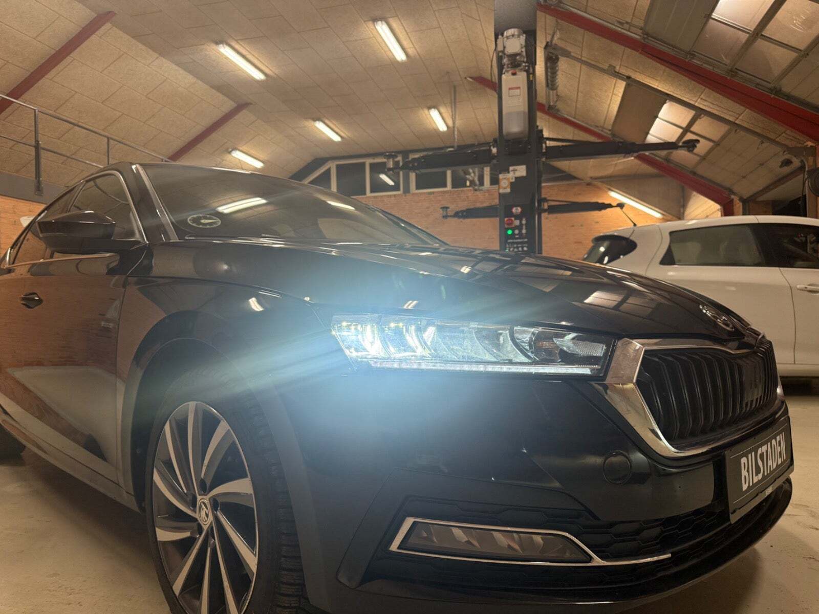 Sort Skoda Octavia fra 2022