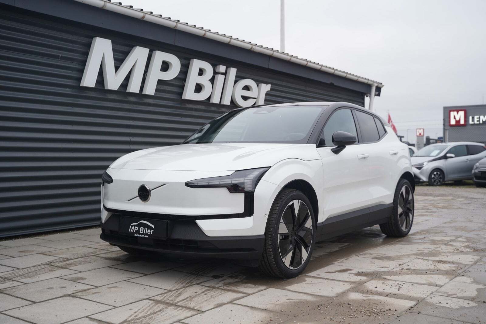 Volvo EX30 Extended Range Ultra