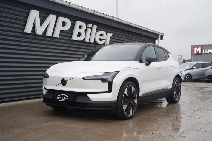Hvid Volvo EX30 fra 2025 set udefra