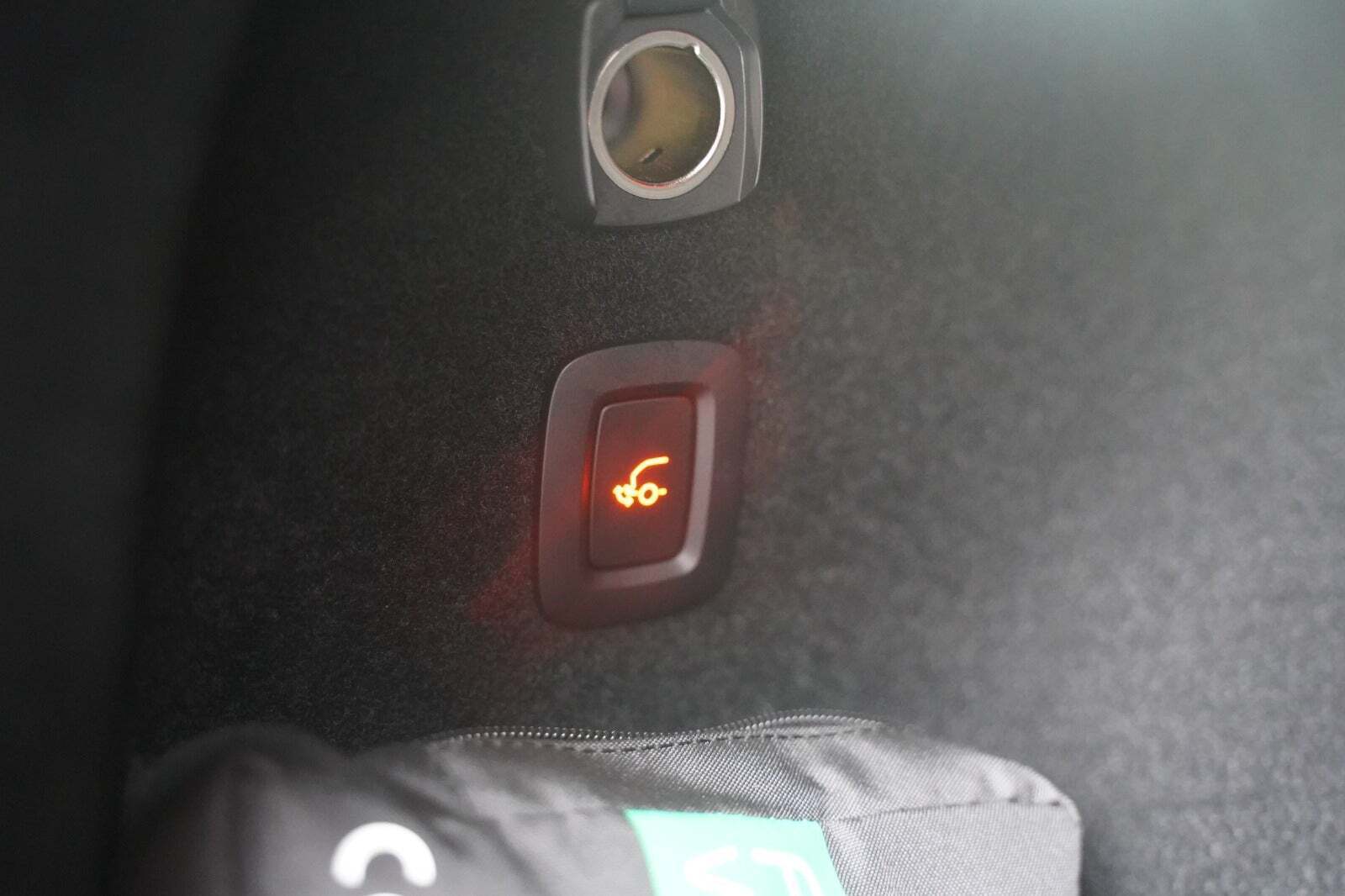 Blå Volvo EX30 fra 2025