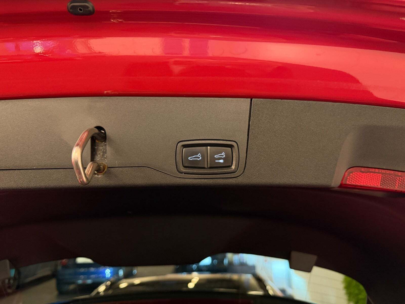 Sort Porsche Taycan 4 fra 2021