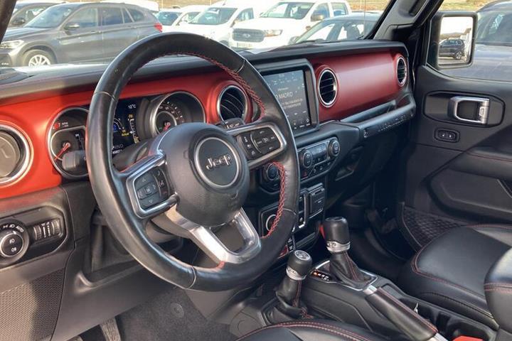 undefined Jeep Wrangler Unlimited fra 2021
