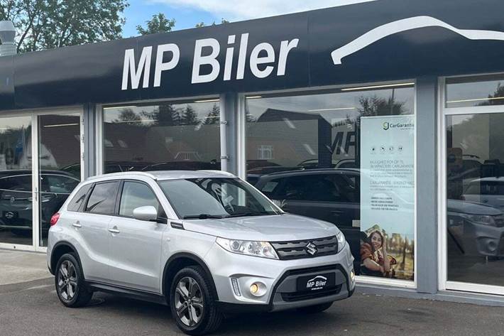 Sølv Suzuki Vitara fra 2015