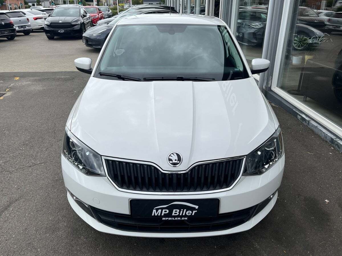 Hvid Skoda Fabia fra 2017